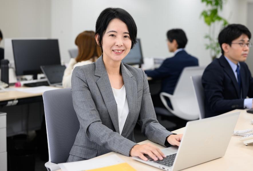 総務B課長